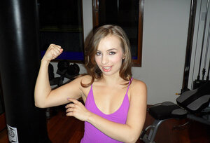 Playful hottie takes very sexy dilettante screenshots in different places