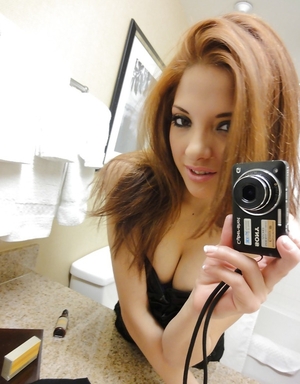 Frisky teenage girl takes pics of her body taking clothes off step by step