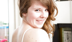 Geek shows her unshaved cunt in inventive ways because she is smart