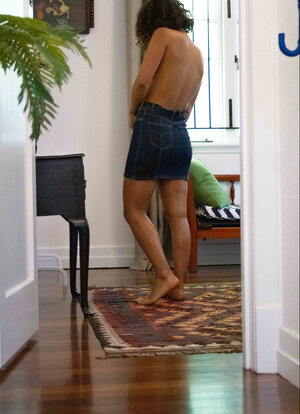 Lucky gal has a fairly toned tush and plus her arms are sexy