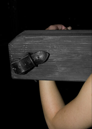 Excited whore Lexi Belle tortured in the dark and it is hot