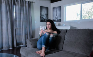 Looking for the top dick, she gets on with her stepbrother