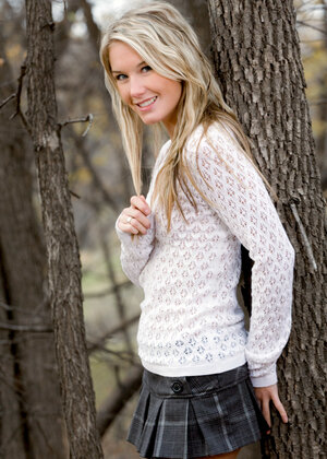 Innocent college kitten waits for someone to heat her pink slit up