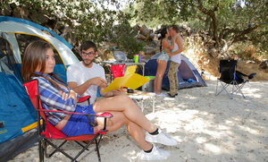 Karlee Grey and also JoJo Kiss worship french kissing