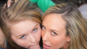 Blondes, Pipe, Milf, POV, Plan à Trois