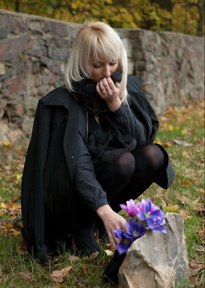 Rubias, Vestida, Europeas, Lengua