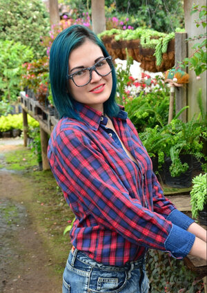 Nude Glasses Pictures