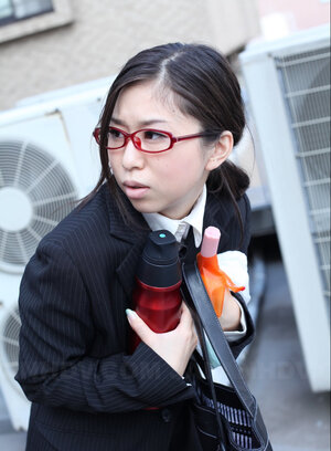 Yuka Tsubasa enjoys a solitary session with footjob and furthermore hand furthermorejob action