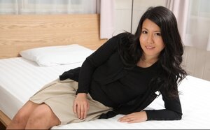 Housewife from Japan will take off underwear if hubby promises to be a good boy