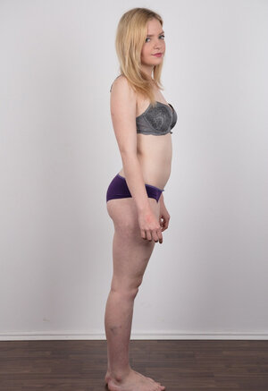 Adore with sizeable eyes and furthermore total lips dislikes wasting time and furthermore just strips