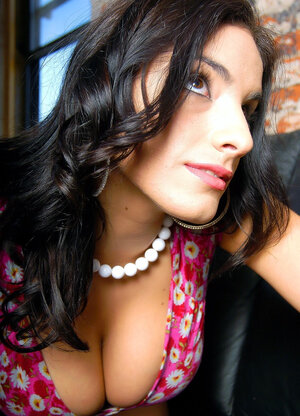 Demand alsoed big-tittied broad pulls dress up and also reveals her big booty in pink panties