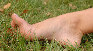 Comely lumberjacks take a break to appreciate each other's toes and additionally love hole